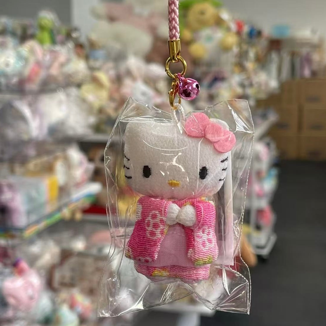 SANRIO | Hello Kitty Mini Keychain Phone Charm Pink 5cm Approx. (Kimono)