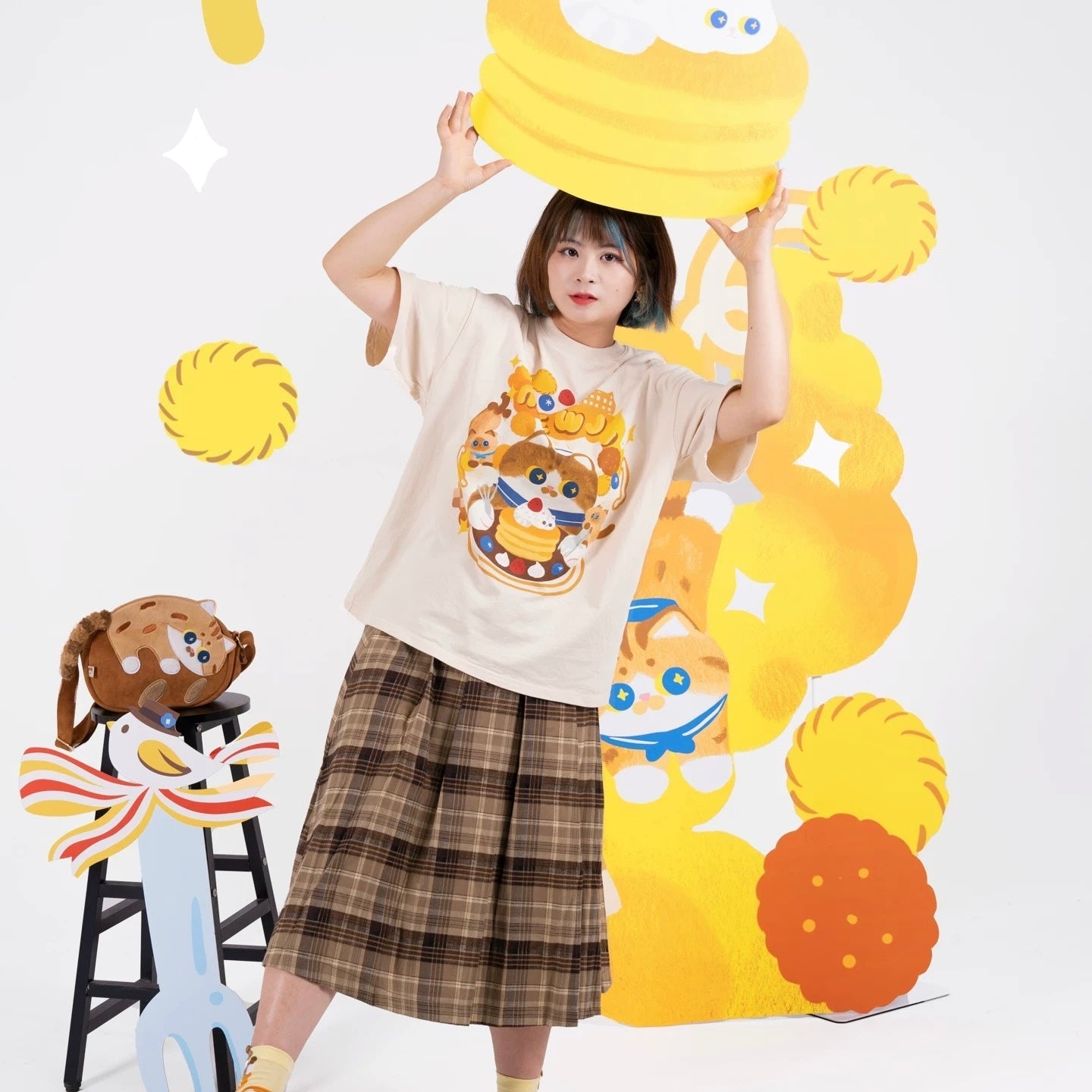 MEWJI♡ Cat Tee T-shirt (Beige)