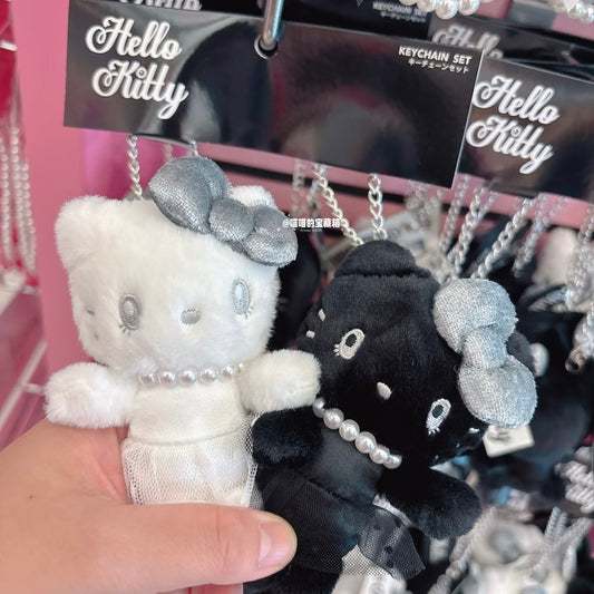 USJ x Hello Kitty | Mascot Holder Plush Keychain Bag Charm (White & Black)