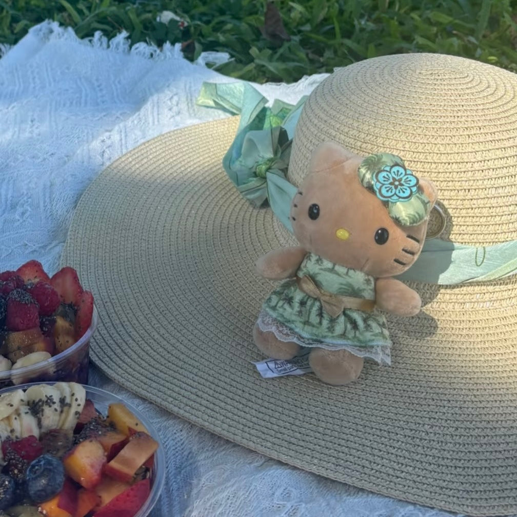 SANRIO | Hello Kitty Tanned Mascot Holder Bag Charm (The Kahala Limited)