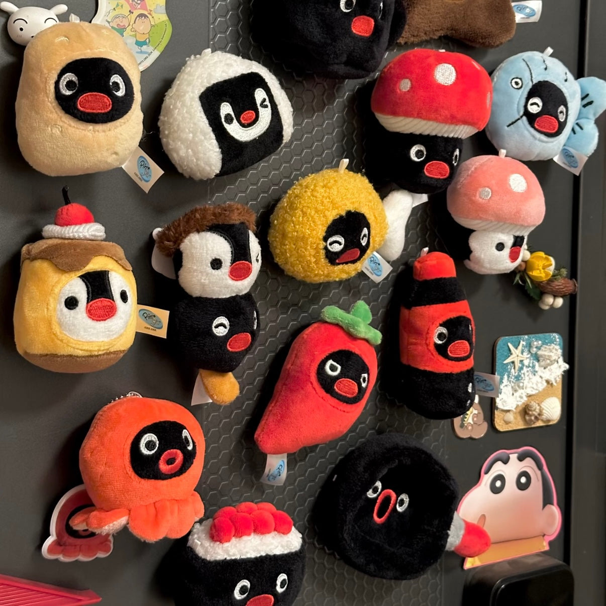 PINGU | Blind Box Plush Magnetic Creative Ornament Magnet & Keychain set of 2 (Delicious Life Series)