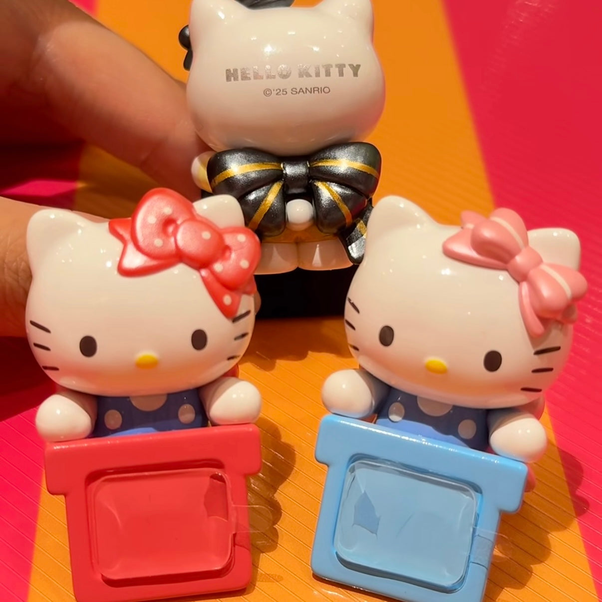 SANRIO | Mini Bean Blind Box Hippers (bow on the back)