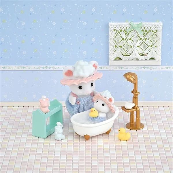 Sylvanian Families | Bath Time Marshmallow Mouse Set Together