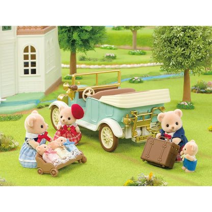 Sylvanian Families Classic Family Car - 5868