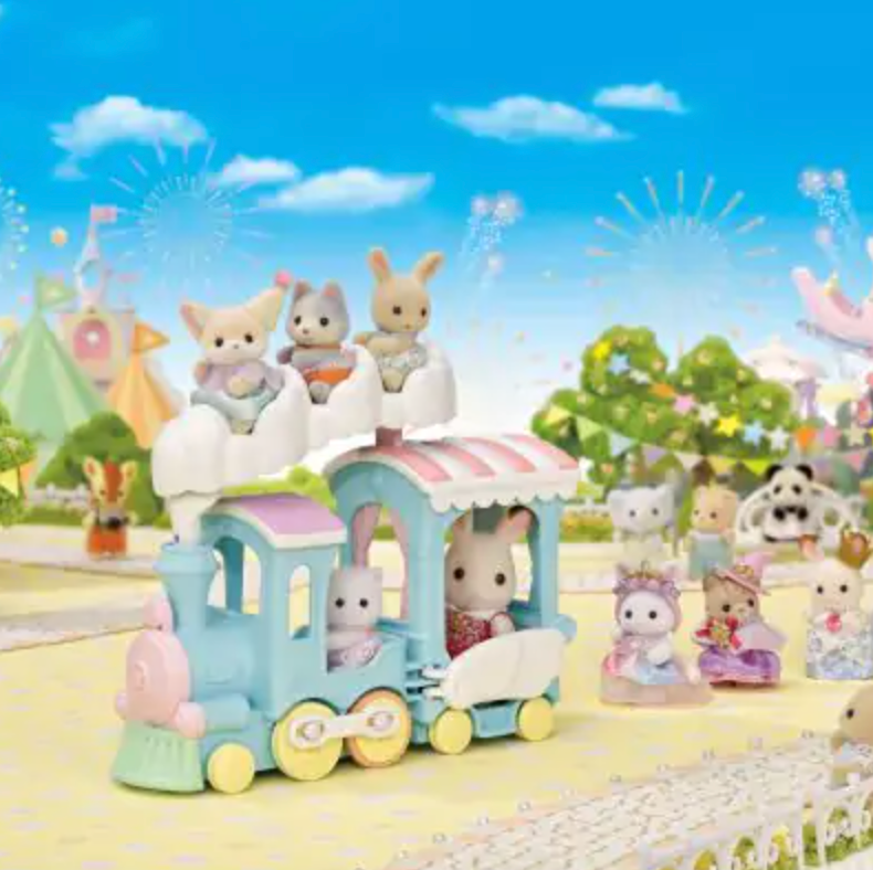 Sylvanian Families | Floating Cloud Rainbow Train