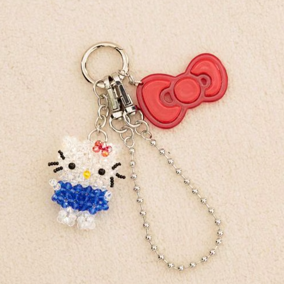 Me% x Hello Kitty | Beaded Keychains Bag Charm 14.5cm Approx. (Blue)