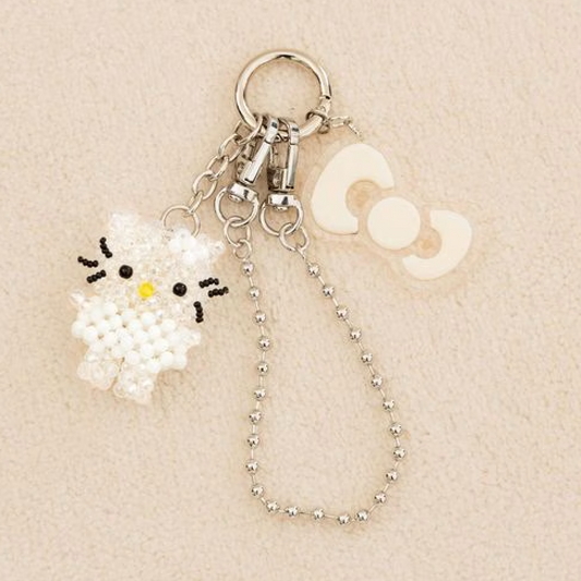 Me% x Hello Kitty | Beaded Keychains Bag Charm 14.5cm Approx. (White)