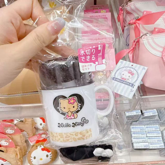 SANRIO | Hello Kitty Tanned Toothbrush Cup Set Toothbrush & Toothpaste & Case H100 x W80 x D40mm