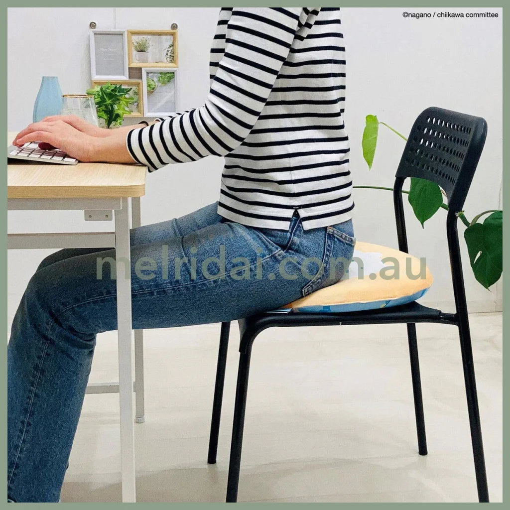 Chiikawa | Cool Seat Cushion 400×H45Mm 吉伊卡哇 正反面图案 吉伊 软乎乎冷感坐垫/椅子垫