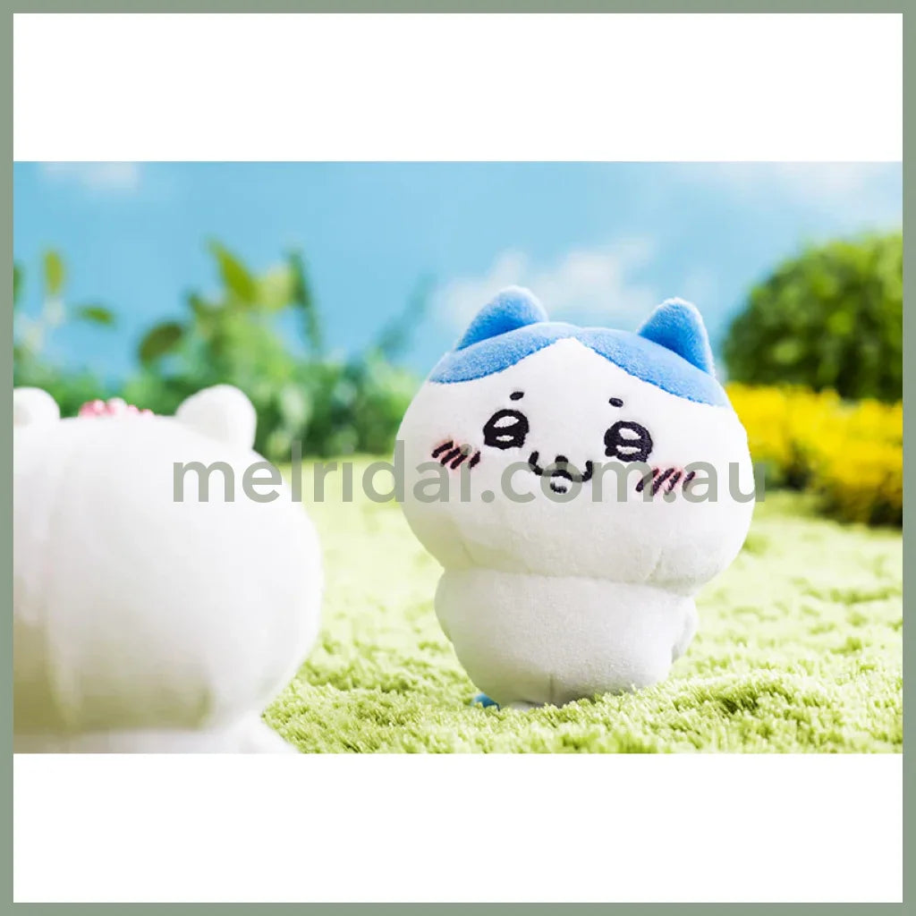 Chiikawa | Mascot Holder Plush Keychain (Hachiware) H110×W90×D55Mm 吉伊卡哇 玩偶挂件/包挂/钥匙链（坏笑小八）