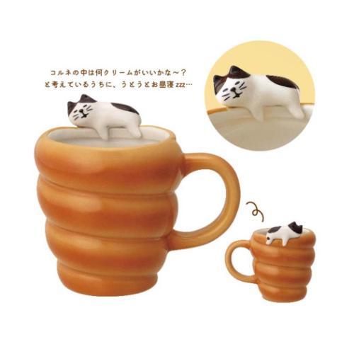Decole | Concombre Yamaneko Bread Mug (Croissant)