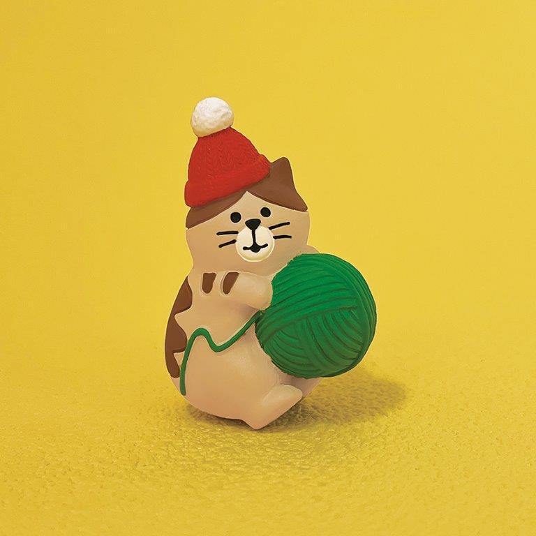 Decole | Concombre Christmas Series Doll Naughty Cat 72×37×68 Mm