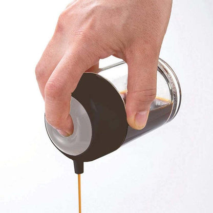 One-Push Soy Sauce Jug /// 140