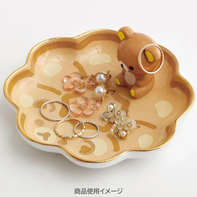 SAN-X | Rilakkuma Ceramic Accessory Tray 40×110×110mm (Mister Donut Standing)