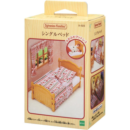 【JP】Sylvanian Families | Furniture Set Bed & Comforter 11.5 x 6.3 x 6.1 cm