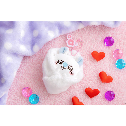 Chiikawa | Mascot Holder Plush Keychain (Momonga) H115×W100×D50Mm 吉伊卡哇 飞鼠/莫莫咖 玩偶挂件/包挂/钥匙链（襁褓婴儿）