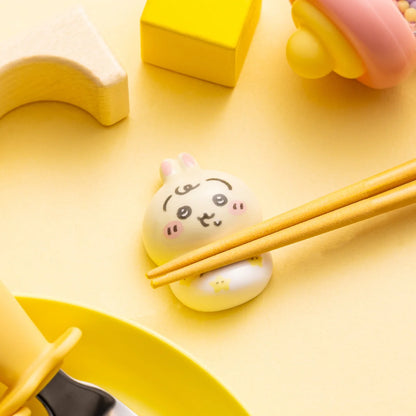 CHIIKAWA | Usagi Porcelain Chopstick Rest 43×36×18mm (Chiikawa Baby Swaddle)