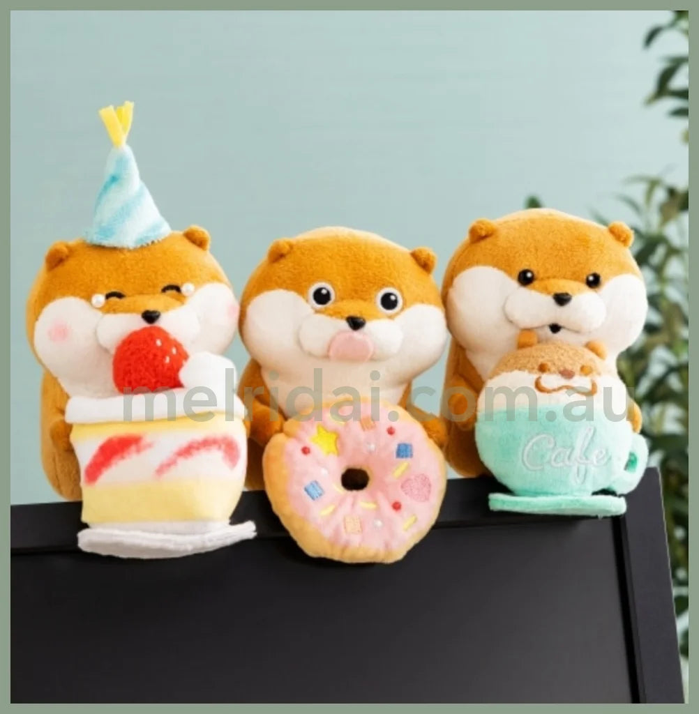 Kawaiiusono Kawauso | Cute Lie Otter Plush Doll H120×W75×D110Mm 小玩笑小水獭 甜甜圈 小玩偶/公仔/桌面装饰