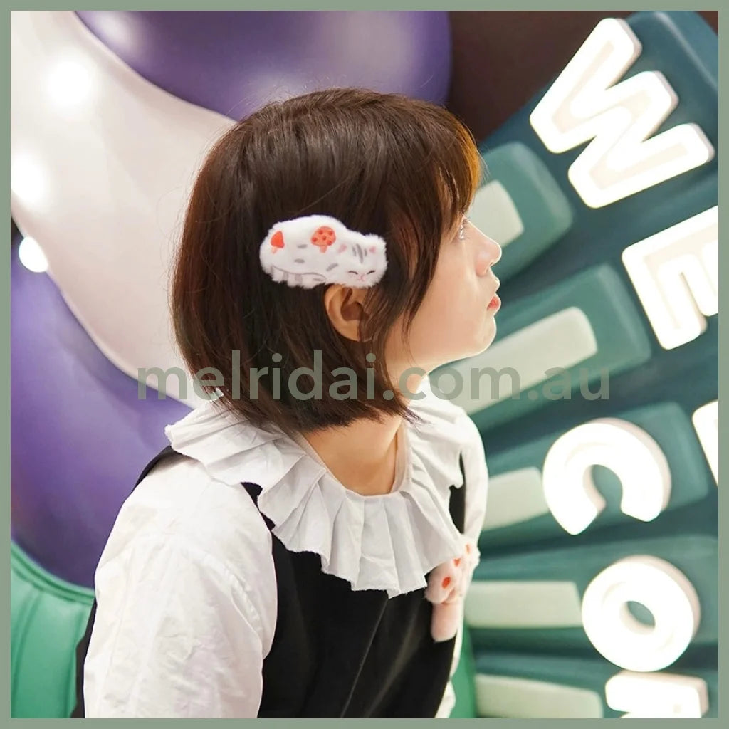 Mewji Cat Hair Accessories Set (Bu) Clip*2 + Badge*1 &