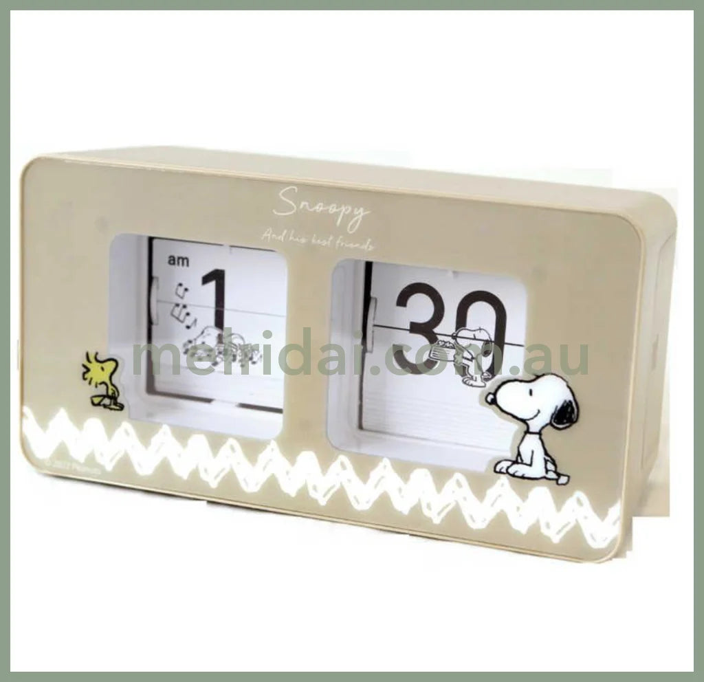 Peanutssnoopy Clock Pata-Pata Beige 9.3*17.6*6.9Cm