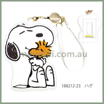 Peanuts | Snoopy Die-Cut Pass Case With Reel Commuter Ic Card // Hug