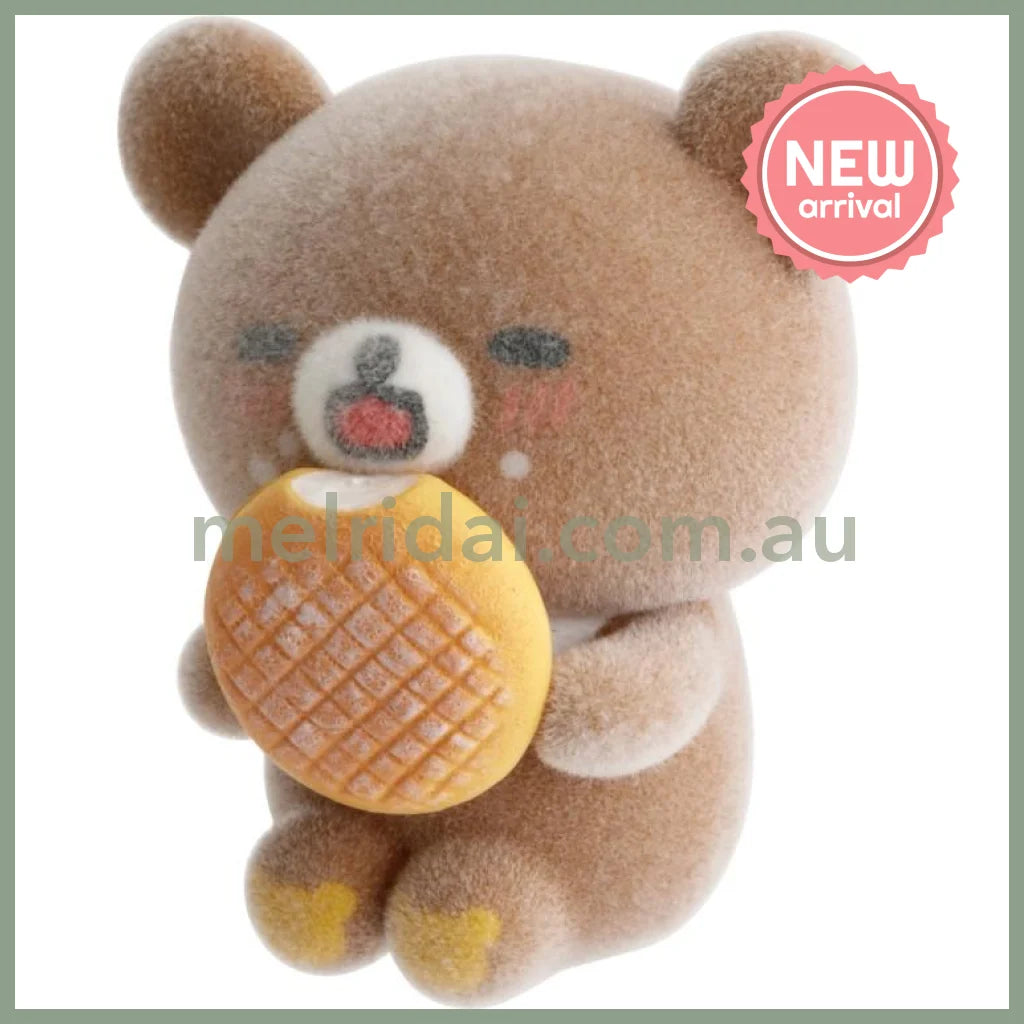SAN-X | Rilakkuma x Mister Donut Chairoikoguma Petit Flocked Mini Figure 35x30x30mm