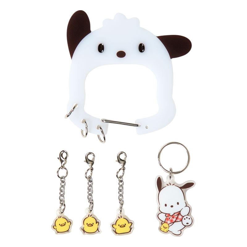 SANRIO | Acrylic Carabiner Keychain  80×10×80mm (Pochacco Loves Pee-chans)