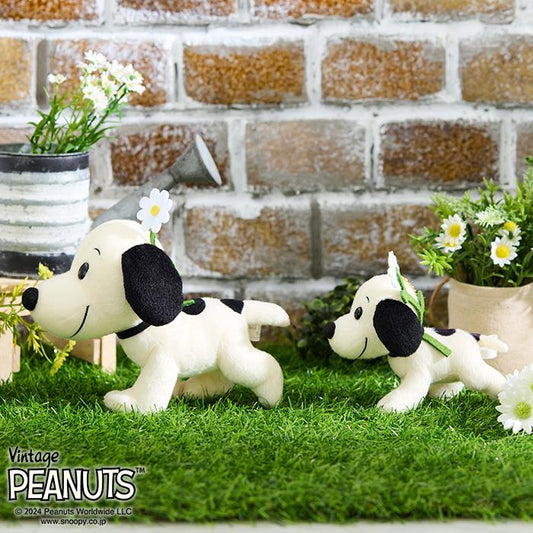 PEANUTS | Snoopy Plush Toy Plush Doll H18 x W8 x D21cm (First Snoopy)