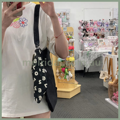 Sousou | Relaxing Odayaka Canvas Shoulder Bag With Ornament