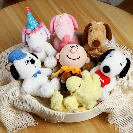 VIPO x Peanuts | Snoopy Cute Pals Series Plush Keychain Blind Box 100 x 100 x 150mm (order six for complete box)
