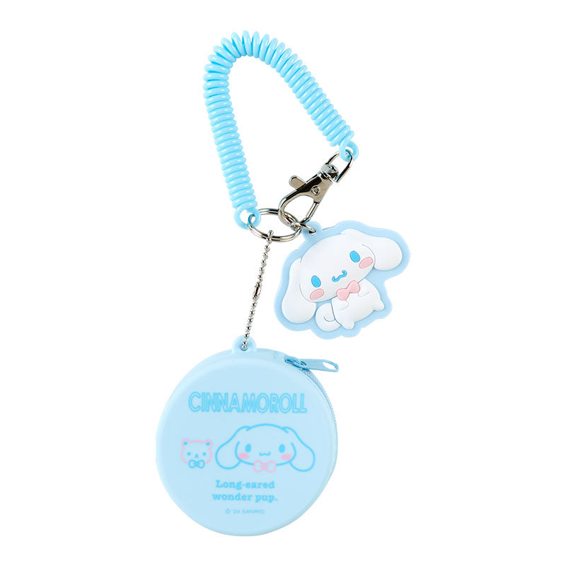 Sanrio | Mini Case Charm Keychain 日本三丽鸥 硅胶圆形零钱包/小药盒 挂件/钥匙链/线圈/珠链/登山扣 可拆卸 玉桂狗Cinnamoroll